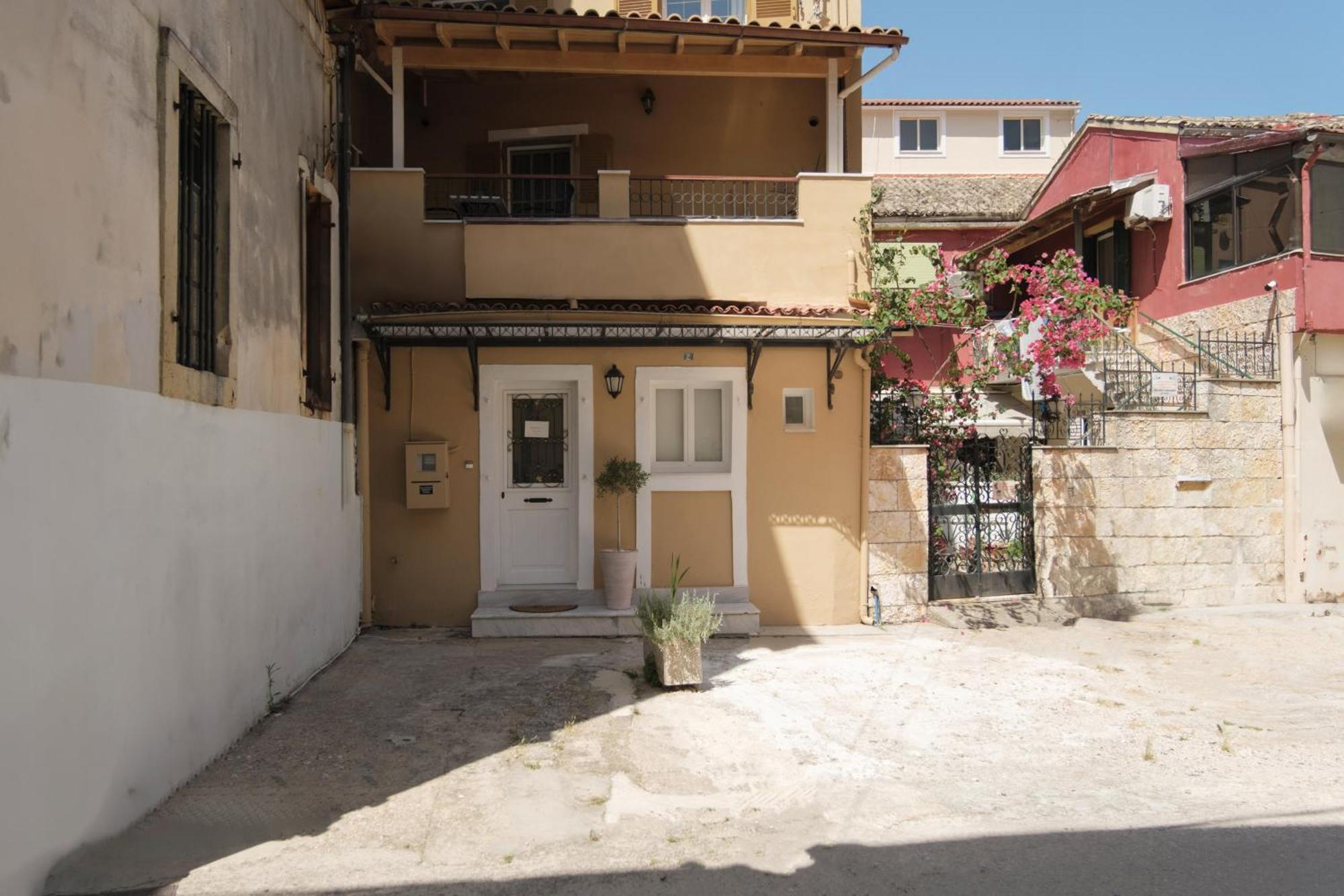 Вилла Elieta Corfu Town Family House 1 Экстерьер фото